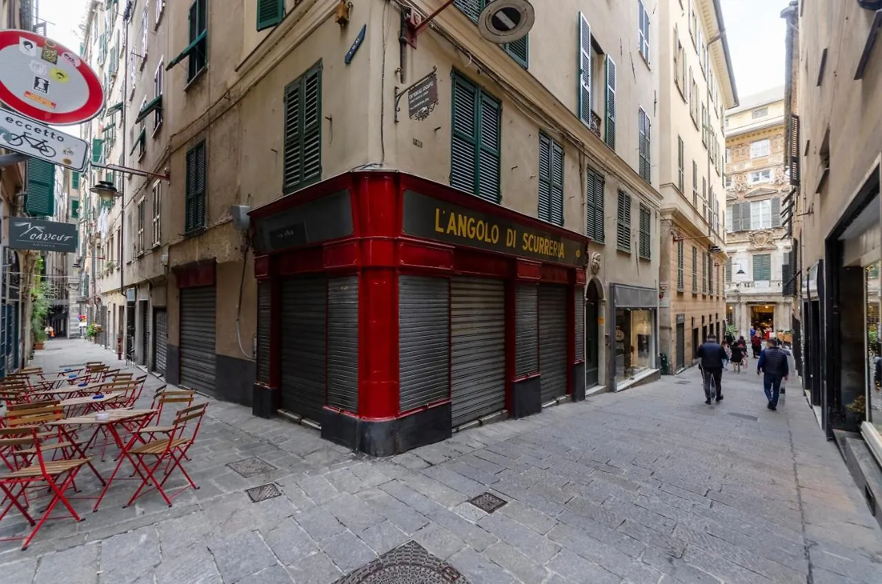 Altido Vibrant Apt For 6, Close To The Aquarium Of Genoa Apartment